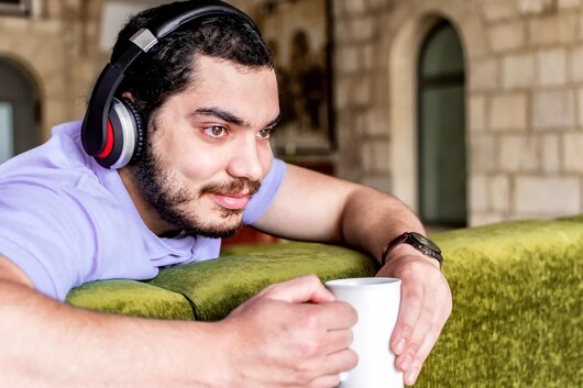 کاور پادکست RealLife English Podcast