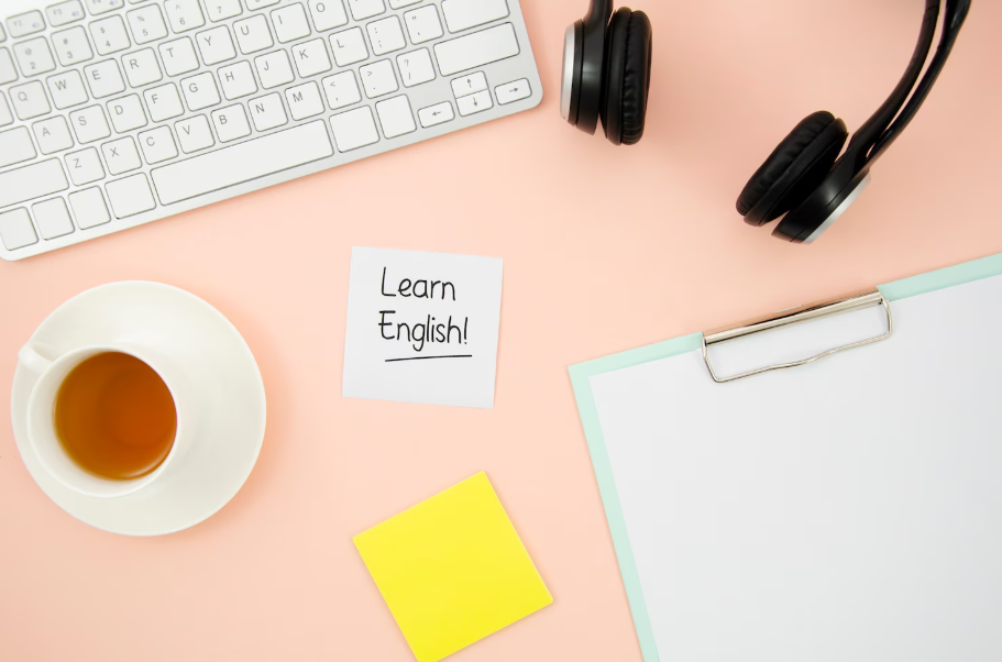 برای یادگیری زبان انگلیسی از کجا شروع کنیم؟ بررسی بهترین روش ها